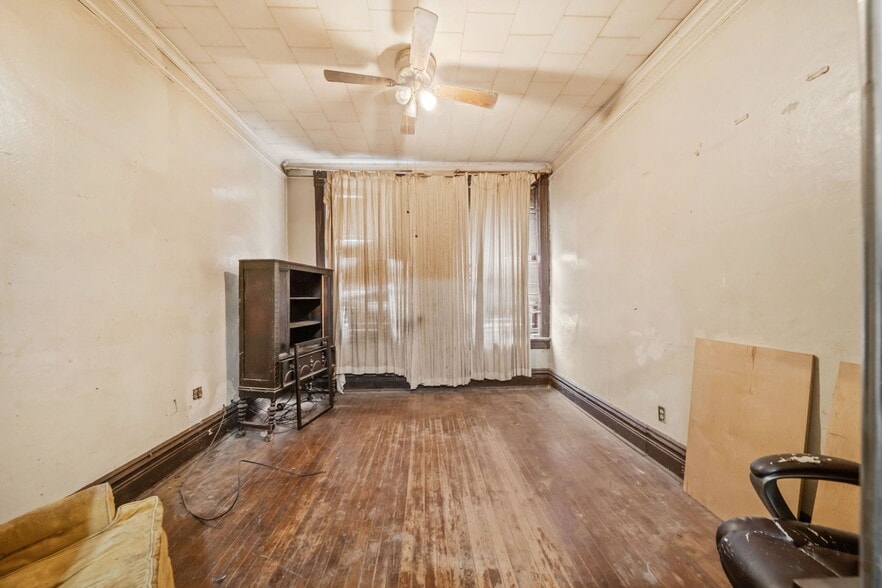 More Photos Of 2236 W 19th St, Chicago Apartments For Sale