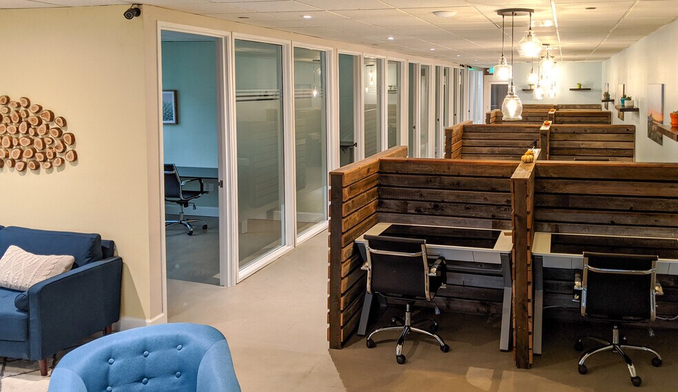 More Photos Of 7200 Redwood Blvd, Novato Office For Lease