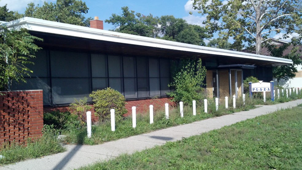 Primary Photo Of 10800 Puritan St, Detroit Office For Sale