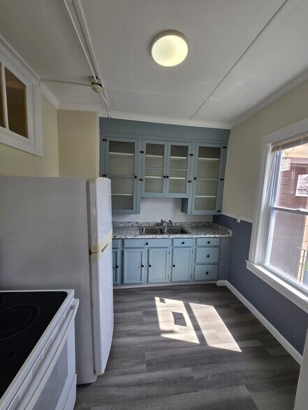 More Photos Of 47 Montgomery St, Pawtucket Apartments For Sale