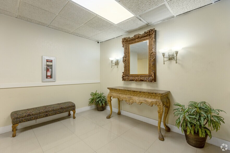 More Photos Of 5190 NW 167th St, Miami Lakes Medical For Lease