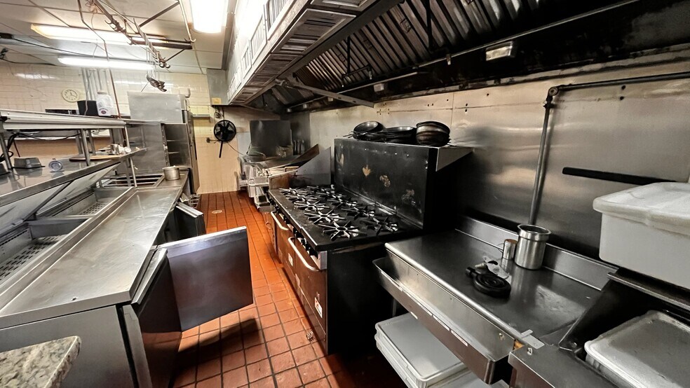 More Photos Of 641 Chester Pike, Prospect Park Restaurant For Sale