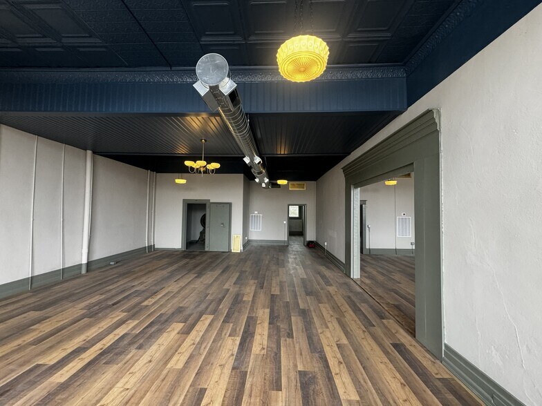 More Photos Of 218 The Blvd, Eden Storefront Retail Office For Lease
