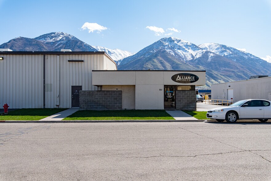 More Photos Of 701 S 100 E, Provo Manufacturing For Lease