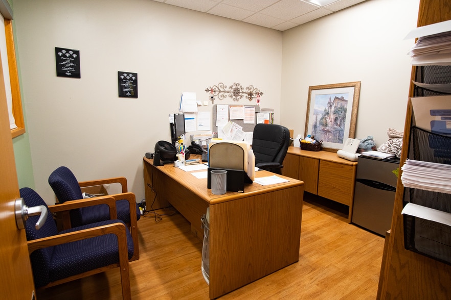More Photos Of 310 S Highland Ave, Oklahoma City Healthcare For Sale
