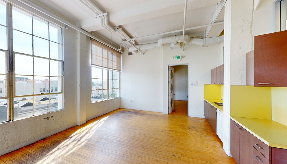 More Photos Of 982 Mission St, San Francisco Loft Creative Space For Lease