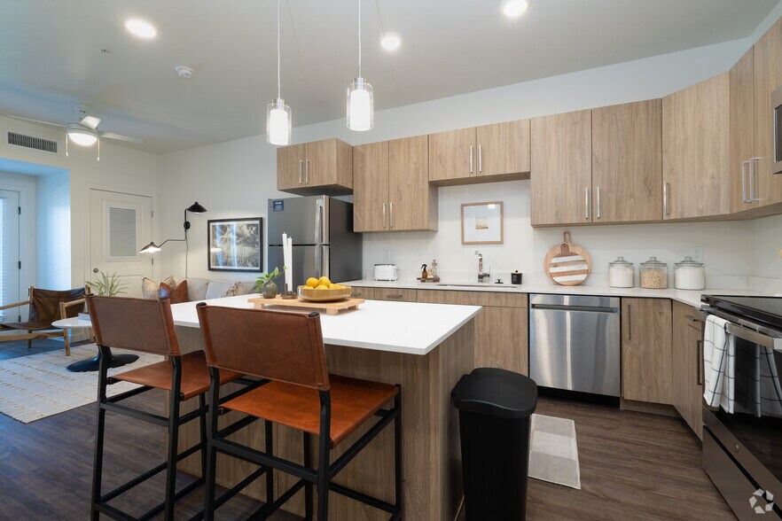 More Photos Of 3040 S South Fork Blvd, Idaho Falls Apartments For Sale