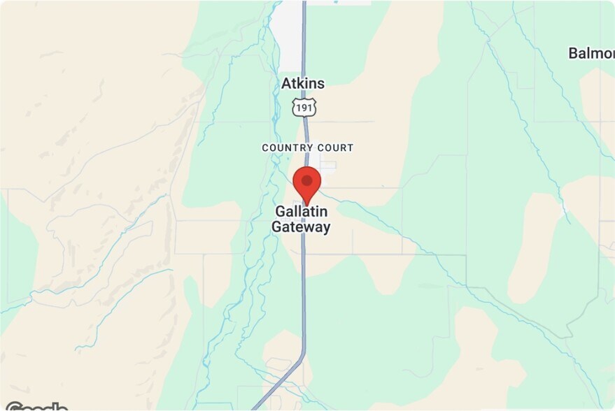 More Photos Of 12 Penny Ln, Gallatin Gateway Showroom For Sale