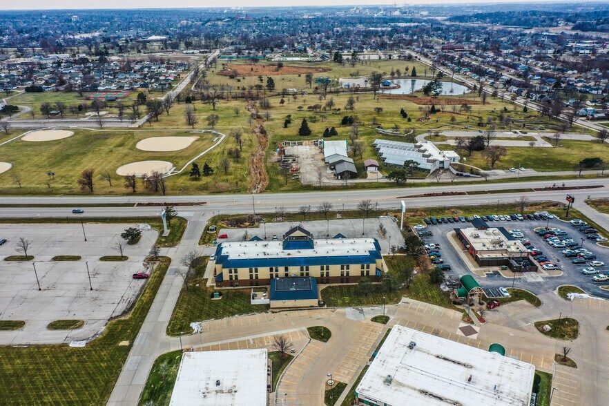 More Photos Of 1230 Collins Rd NE, Cedar Rapids Hotel For Sale