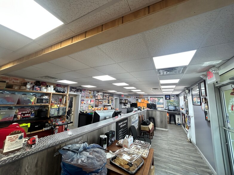 More Photos Of 38 E Chestnut St, Massapequa Auto Repair For Sale