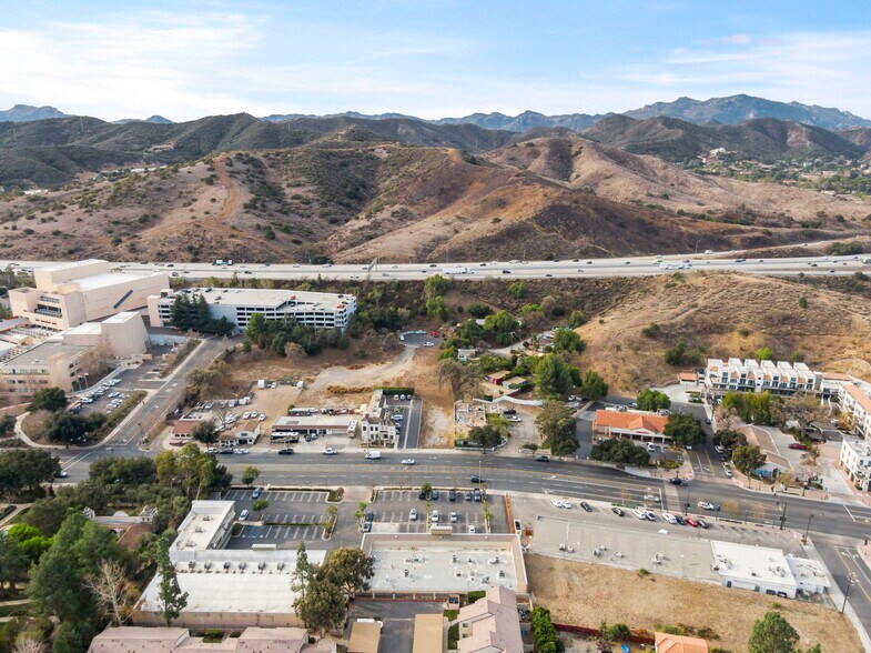 More Photos Of 1801-1819 E Thousand Oaks Blvd, Thousand Oaks Unknown For Lease