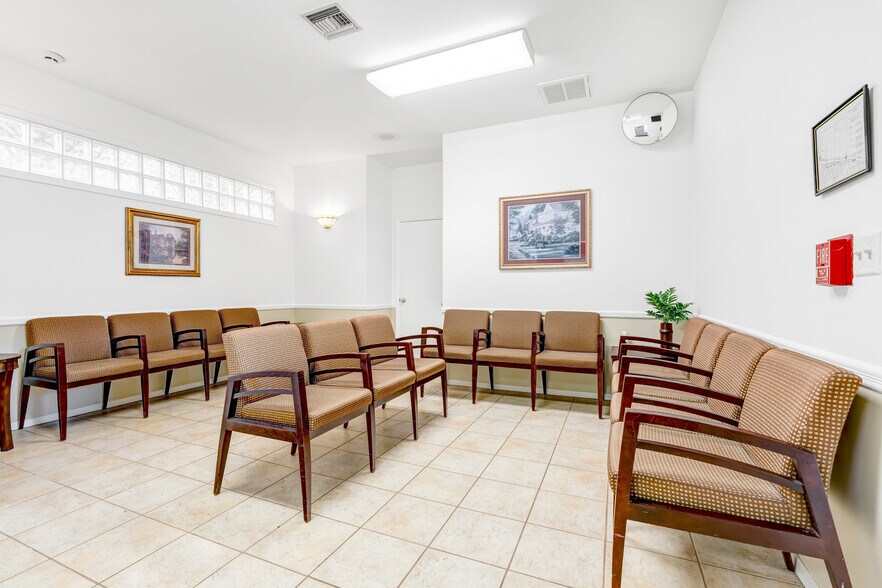 More Photos Of 1163 Route 37 W, Toms River Medical For Lease