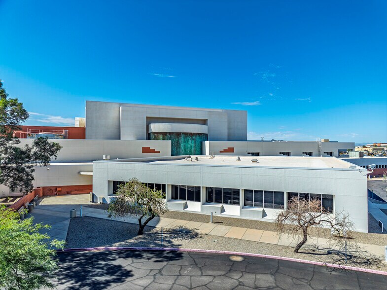 More Photos Of 22600 N 19th Ave, Phoenix Manufacturing For Sale