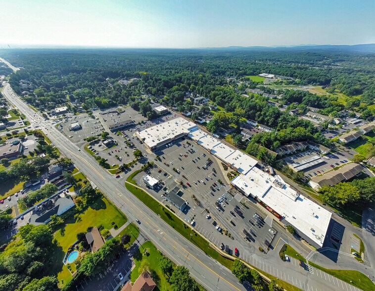 More Photos Of 2080 Western Ave, Guilderland General Retail For Lease