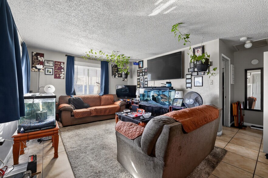 More Photos Of , Sacramento Multifamily For Sale