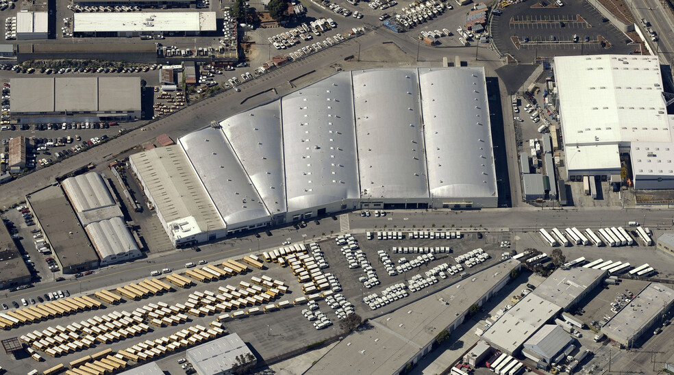 More Photos Of 180-222 Napoleon St, San Francisco Warehouse For Lease