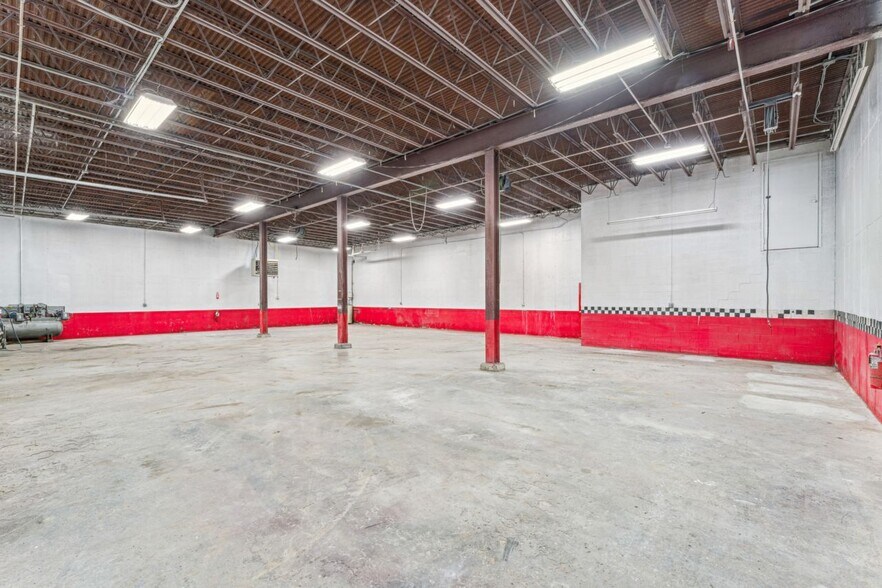More Photos Of 1839 N 10th St, Kansas City Warehouse For Sale