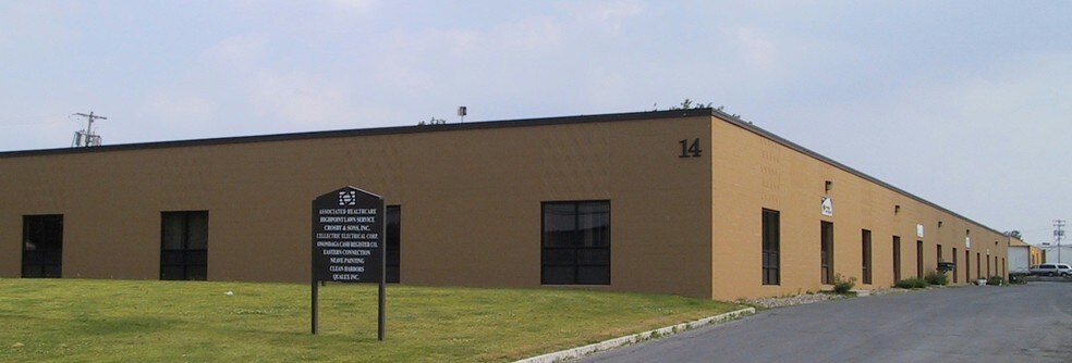 More Photos Of 14 Corporate Cir, East Syracuse Flex For Lease