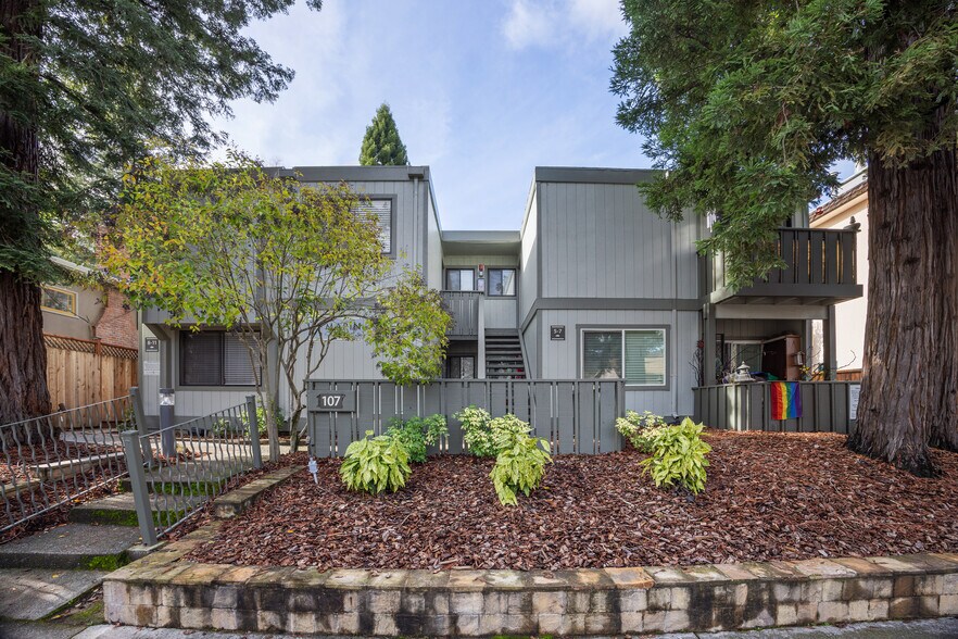 Primary Photo Of 107 Marin St, San Rafael Apartments For Sale
