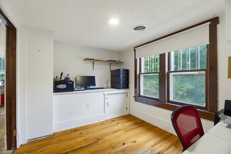More Photos Of 2175 Hankey Mountain Hwy, Churchville Restaurant For Sale