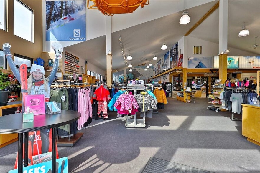 More Photos Of 3429 US Route 4, Killington Storefront Retail Office For Sale
