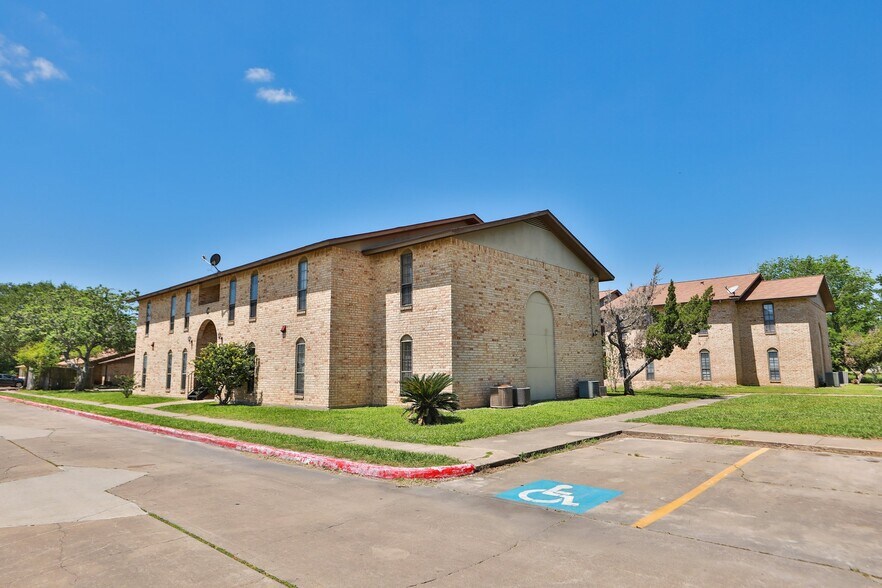 More Photos Of 2910 Old Lane City Rd, Wharton Apartments For Sale