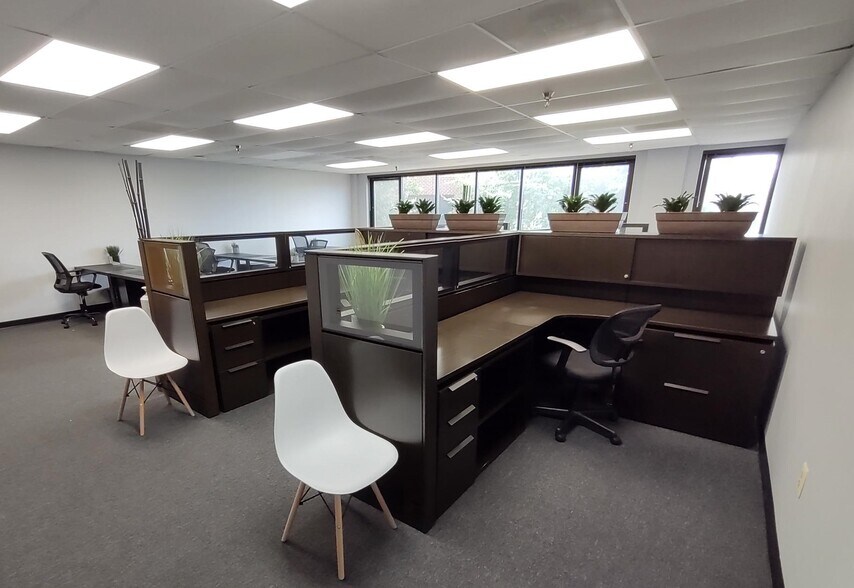 More Photos Of 3261 Old Washington Rd, Waldorf Coworking Space