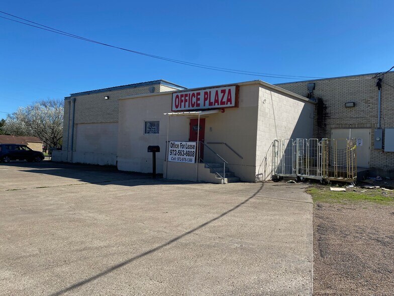 More Photos Of 628-654 N Rockwall Ave, Terrell Coworking Space