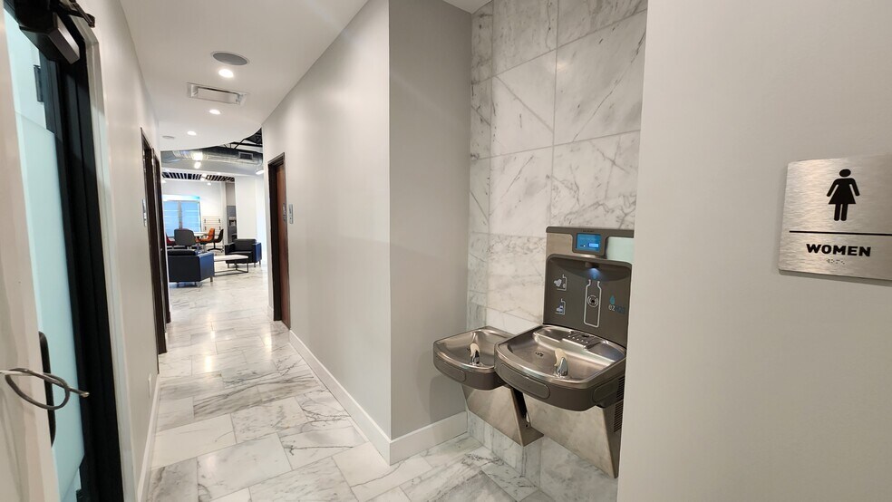 More Photos Of 3920 Alma Dr, Plano Coworking Space