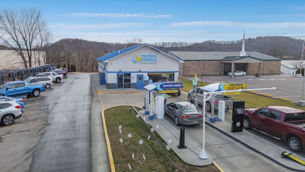 Primary Photo Of 2183 Eastern Ave, Gallipolis Storefront For Sale