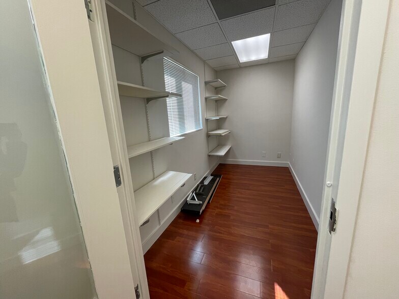 More Photos Of 401 E Jefferson St, Rockville Medical For Lease
