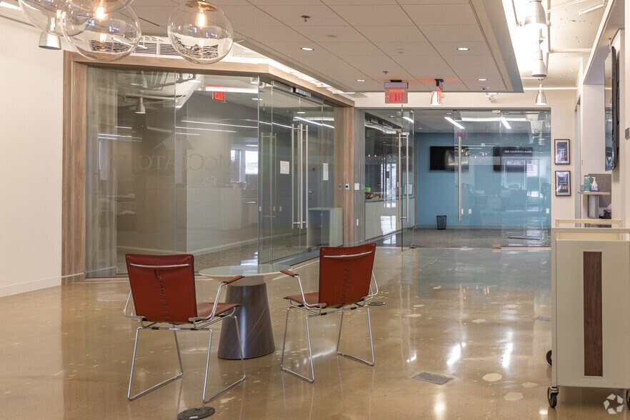 More Photos Of 1025 Connecticut Ave NW, Washington Office For Lease