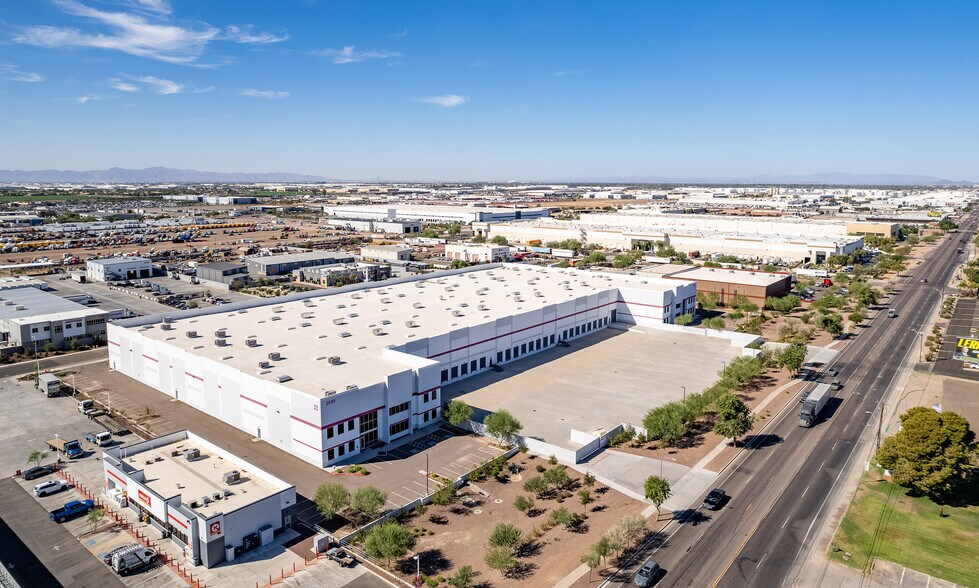Primary Photo Of 2550 S 51st Ave, Phoenix Warehouse For Lease