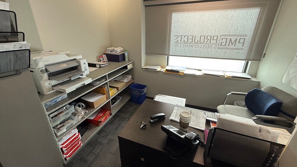 More Photos Of 341 Wardlaw Av, Winnipeg Office For Sale