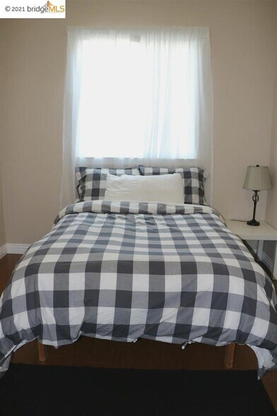 More Photos Of 1612-1616 International Blvd, Oakland Storefront Retail Residential For Sale