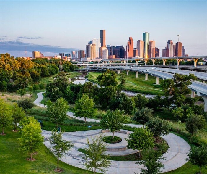 More Photos Of 308 James St, Houston Specialty For Sale