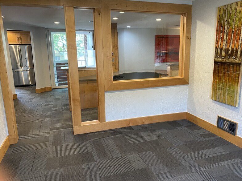 More Photos Of 7390 Lowell Blvd, Westminster Office For Lease