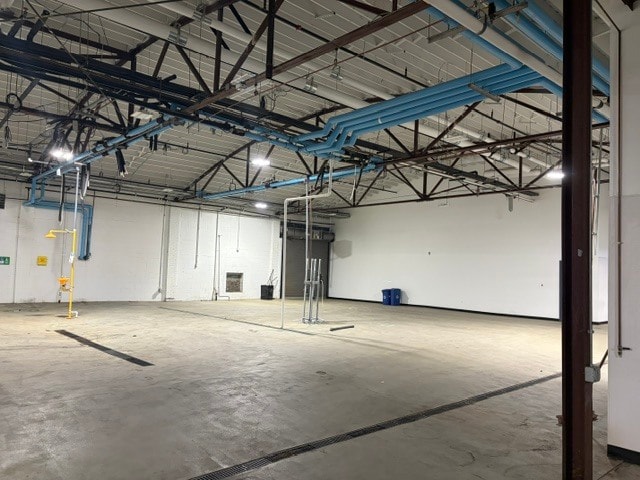 More Photos Of 1920 W Gate City Blvd, Greensboro Industrial For Lease