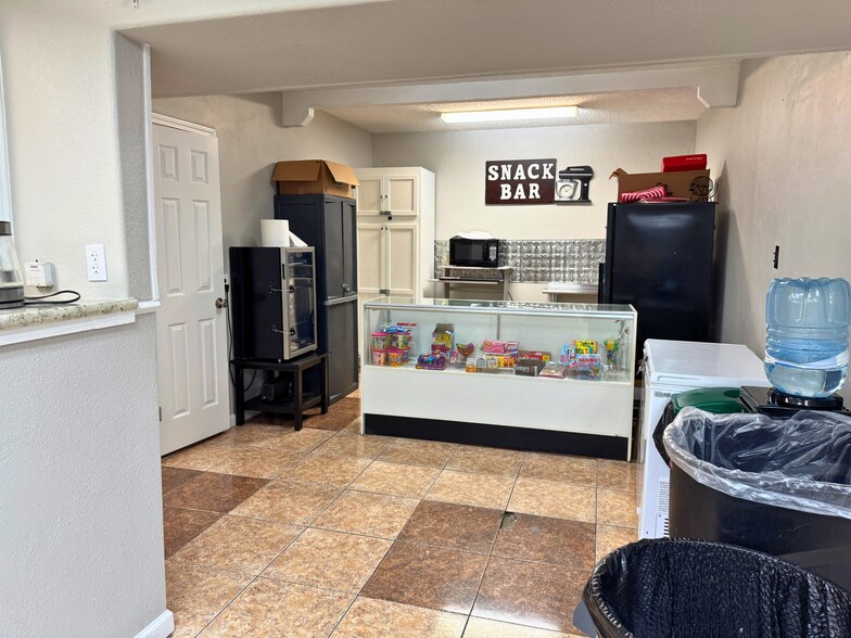 More Photos Of 902 Holland Ave, Galena Park Religious Facility For Sale