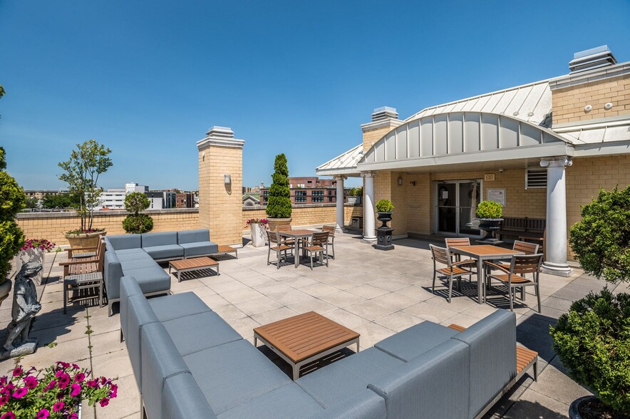 More Photos Of 1836-1840 Columbia Rd NW, Washington Apartments For Lease