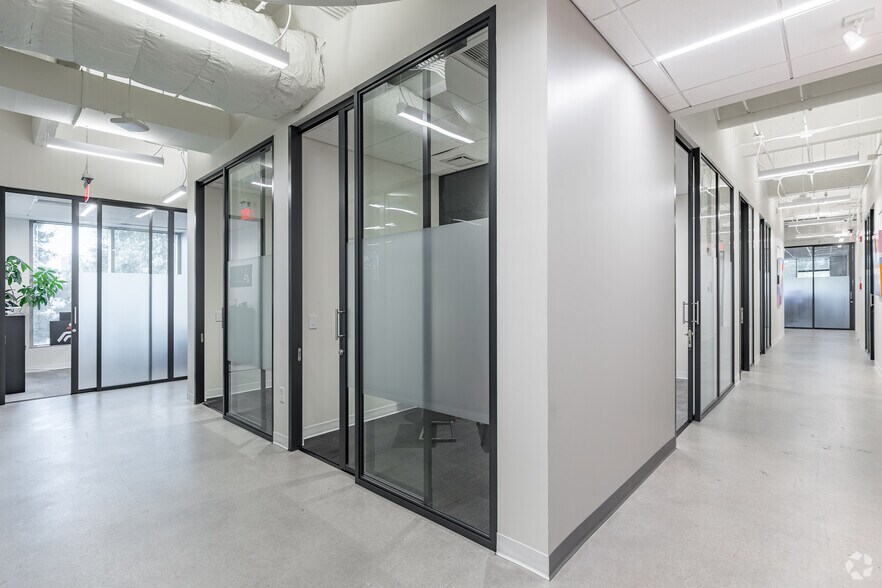 More Photos Of 121 Perimeter Ctr W, Atlanta Coworking Space