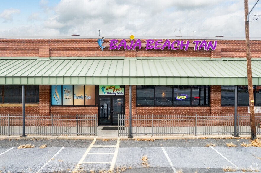 More Photos Of 1035 Bern Rd, Wyomissing Storefront For Lease