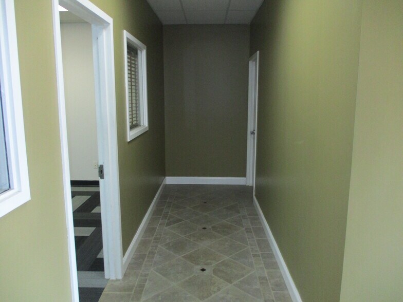 More Photos Of 900 Jefferson Rd, Rochester General Retail For Lease