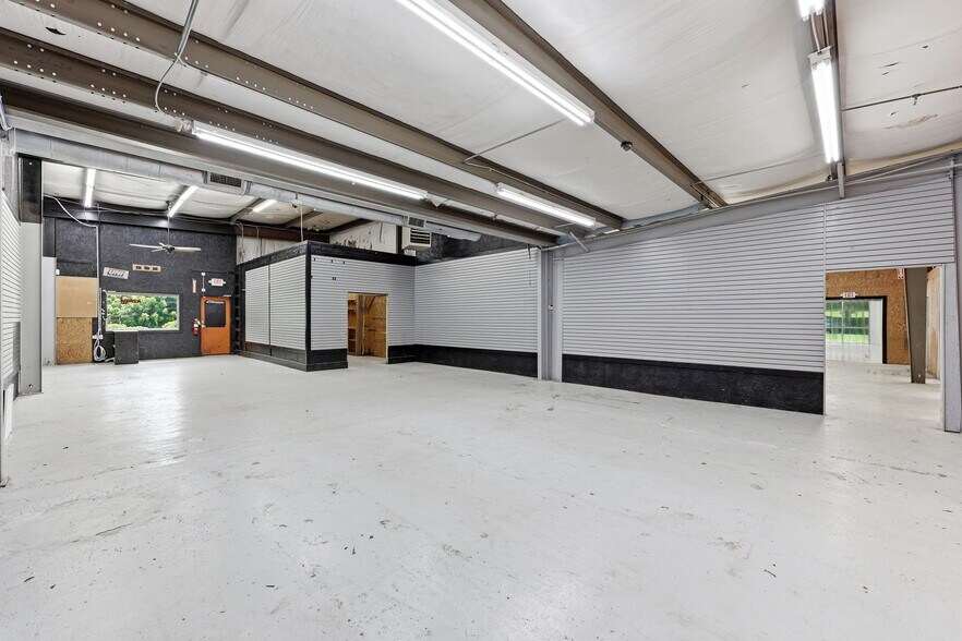 More Photos Of 146 Morrison Moore Pkwy E, Dahlonega Freestanding For Lease