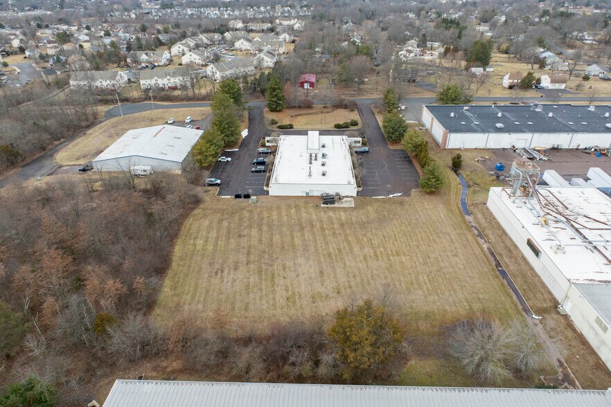 More Photos Of 220 Stahl Rd, Harleysville Research And Development For Sale