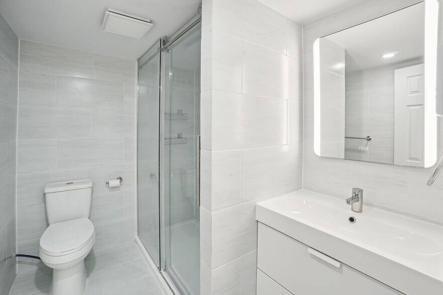 More Photos Of 9175 Av 9E, Montréal Apartments For Sale