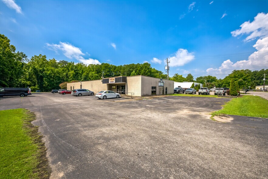 More Photos Of 2169 Commerce Blvd, Irondale Office For Sale