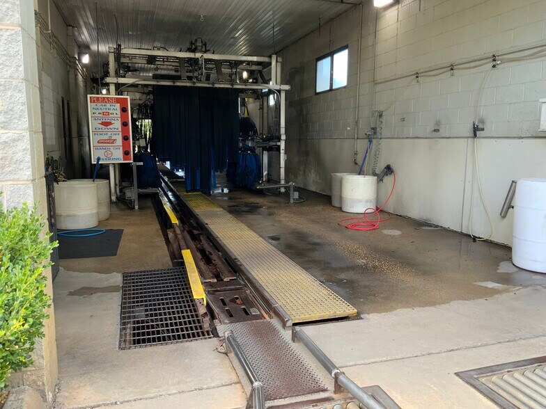 More Photos Of 10903 Courthouse Rd, Fredericksburg Carwash For Sale