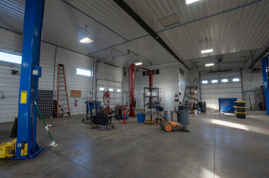 More Photos Of 13030 County Road 20, Fort Lupton Auto Dealership For Sale