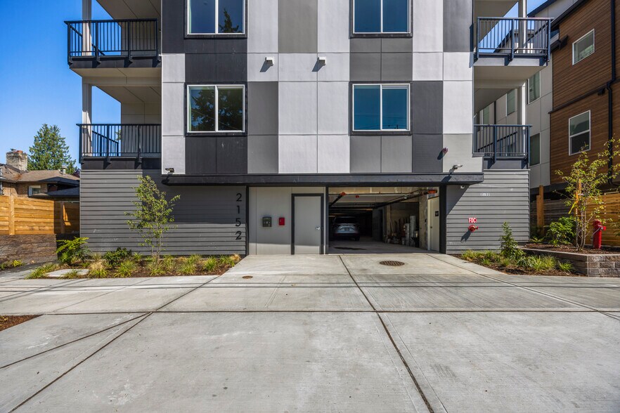 More Photos Of 2152 N 185th St, Shoreline Apartments For Sale